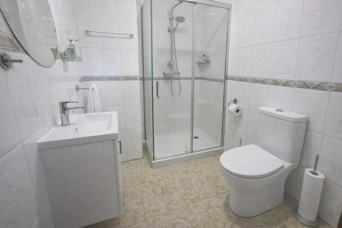 f5ea93a6-6bff-4ff3-80ab-fcbac5104f62