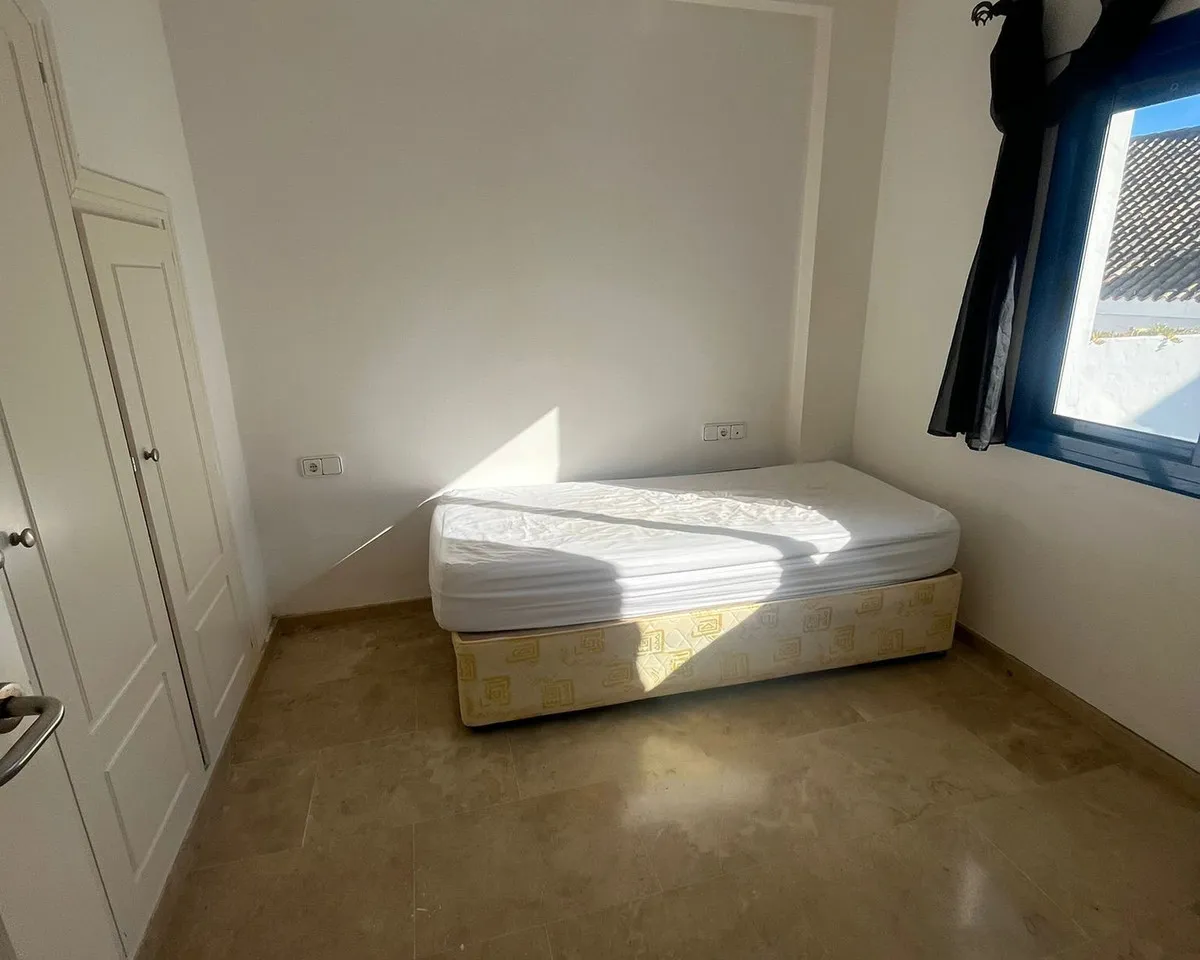 7d754941-56db-442d-9491-e7c55bf81d9c