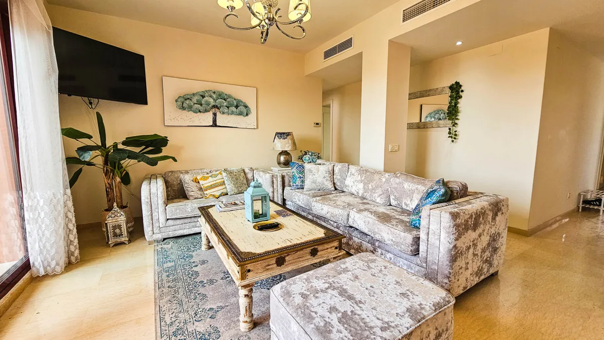 19ee377b-1ecf-44d8-b5b7-ff94287857ec