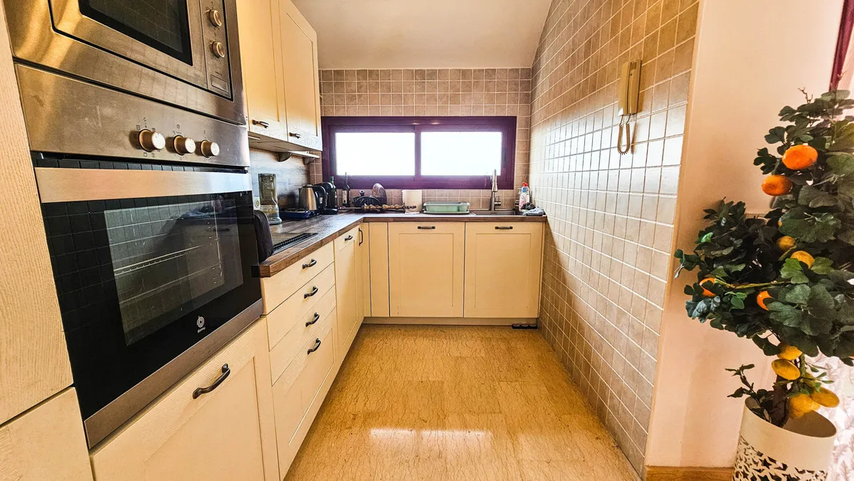 dd09cc9a-85cd-4af8-a4b9-77a9ae618219