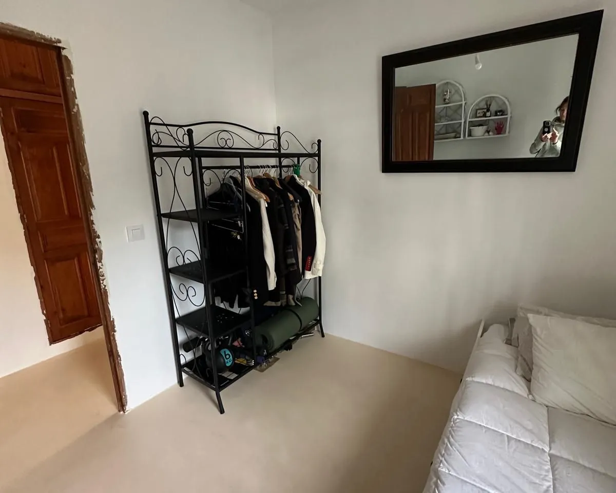 64b6b957-d4c8-4f76-849a-9460aee12237