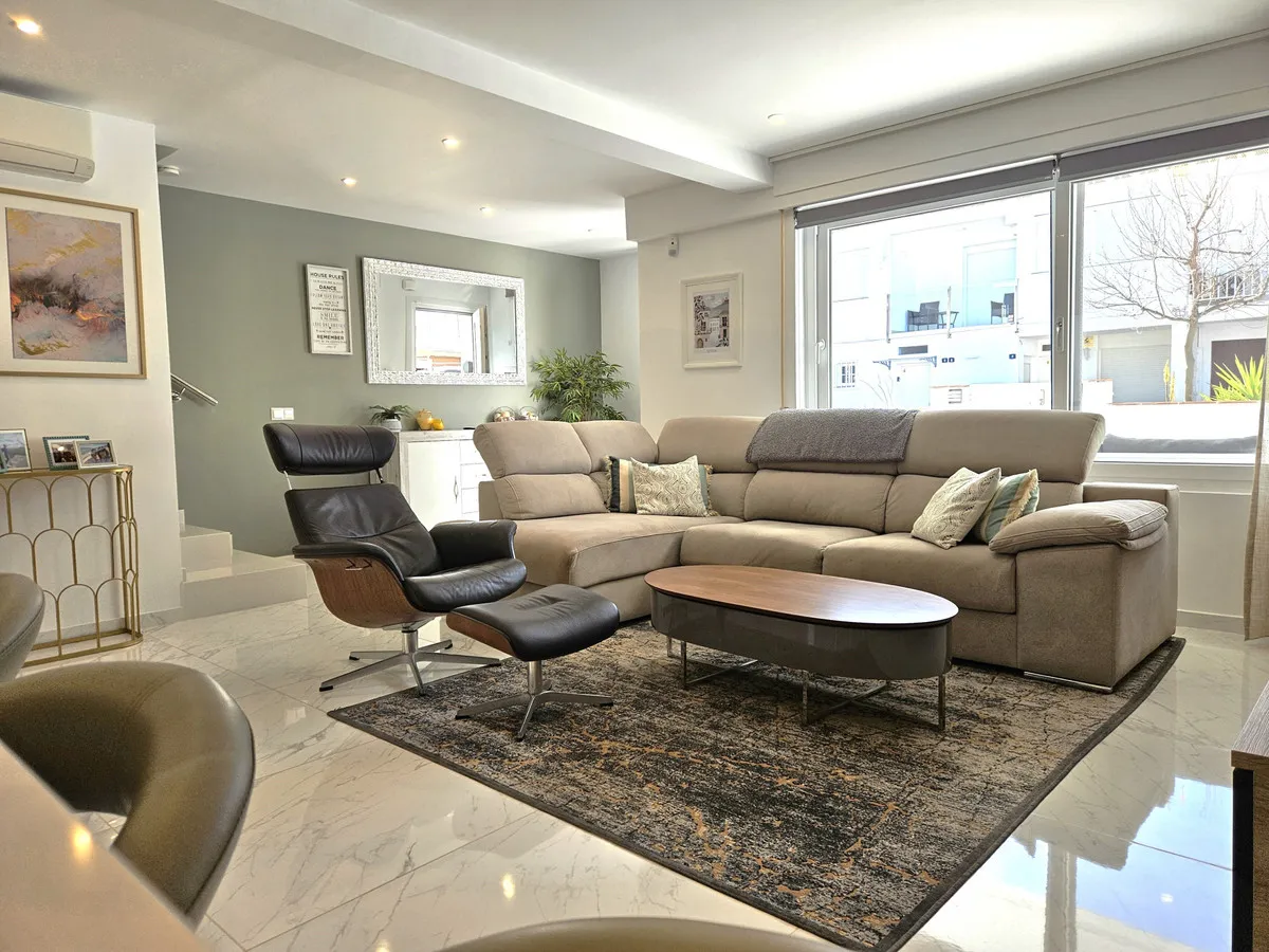 4dccbaa0-3c15-474c-aa12-fe7d398dc0e7