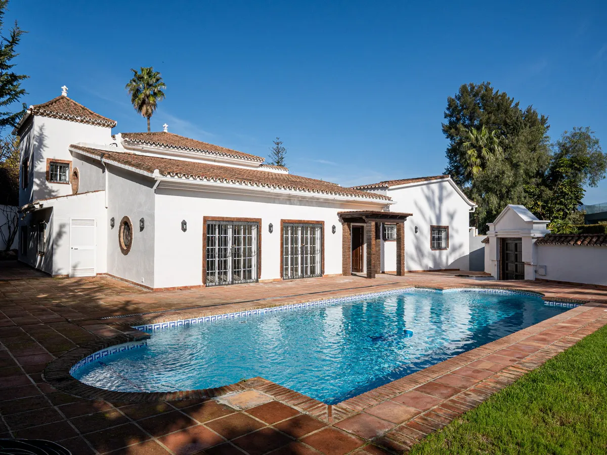 2d9c01e0-2b72-4e73-8042-b405039b328f