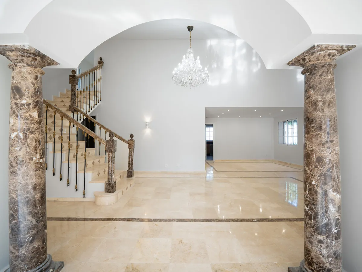 6b8b9a0c-fb8d-431c-b3ff-21a5f89f41c7