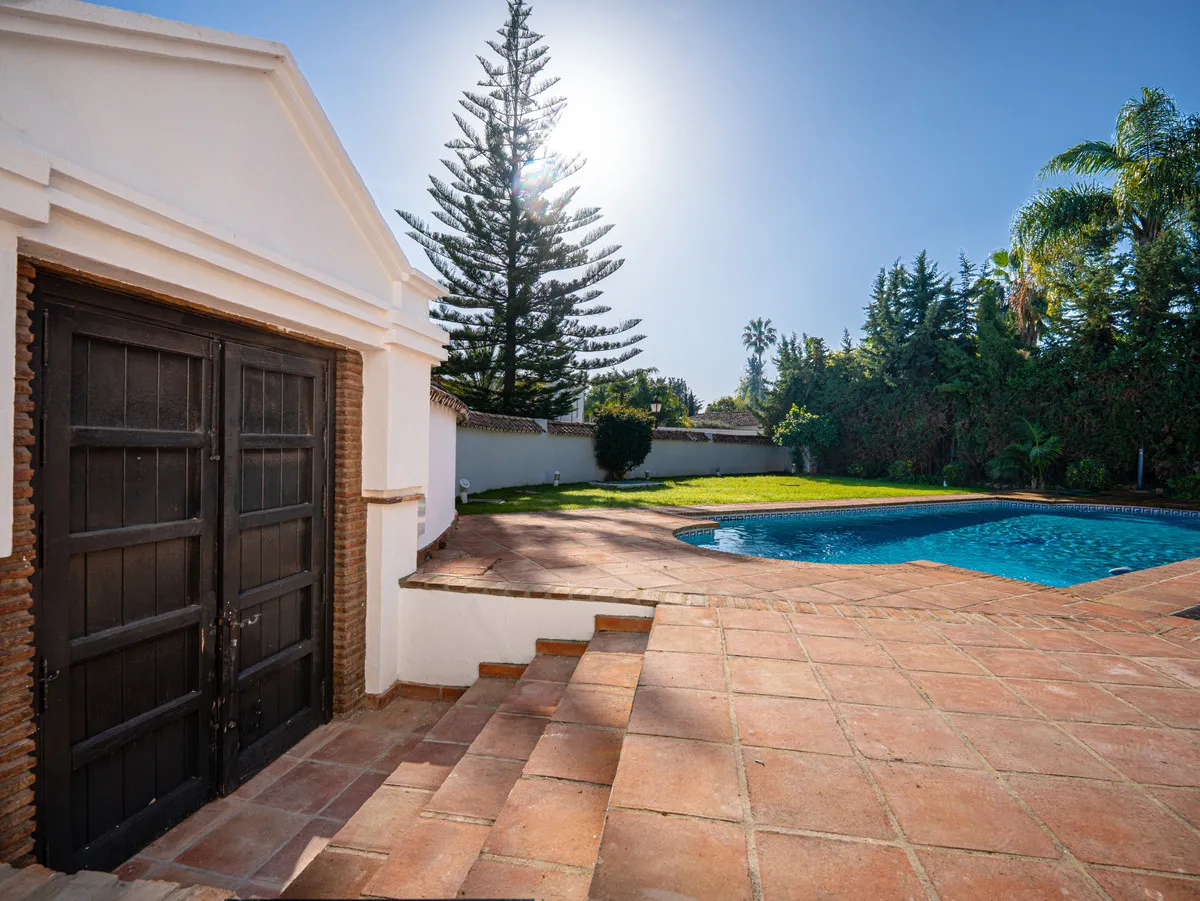 aec75815-b85a-4094-ba62-bd2382d3ec85