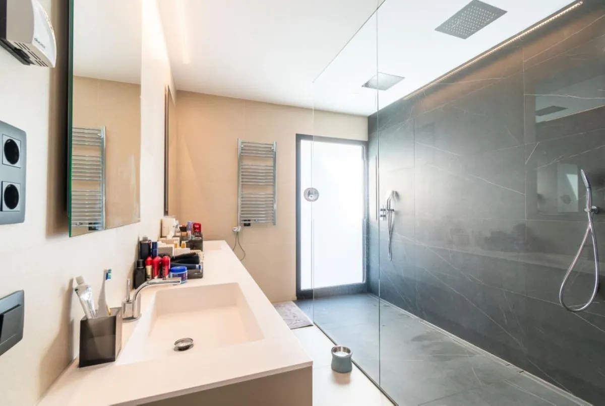 701e6acb-cf1d-462a-afec-8bbaeb70de42