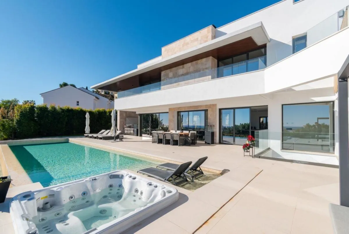 86f8c73b-b420-4d75-9235-3eed7653bcf3