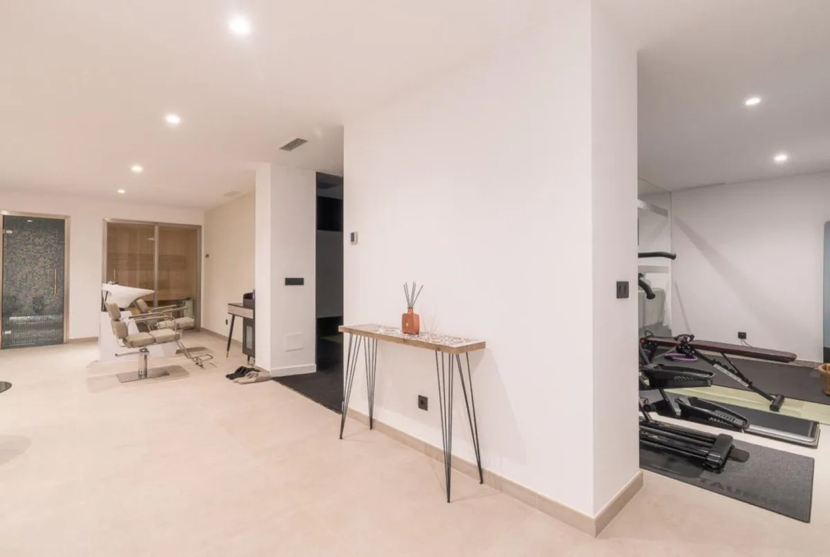 e12c1210-f24e-4913-8867-47a188c7c211