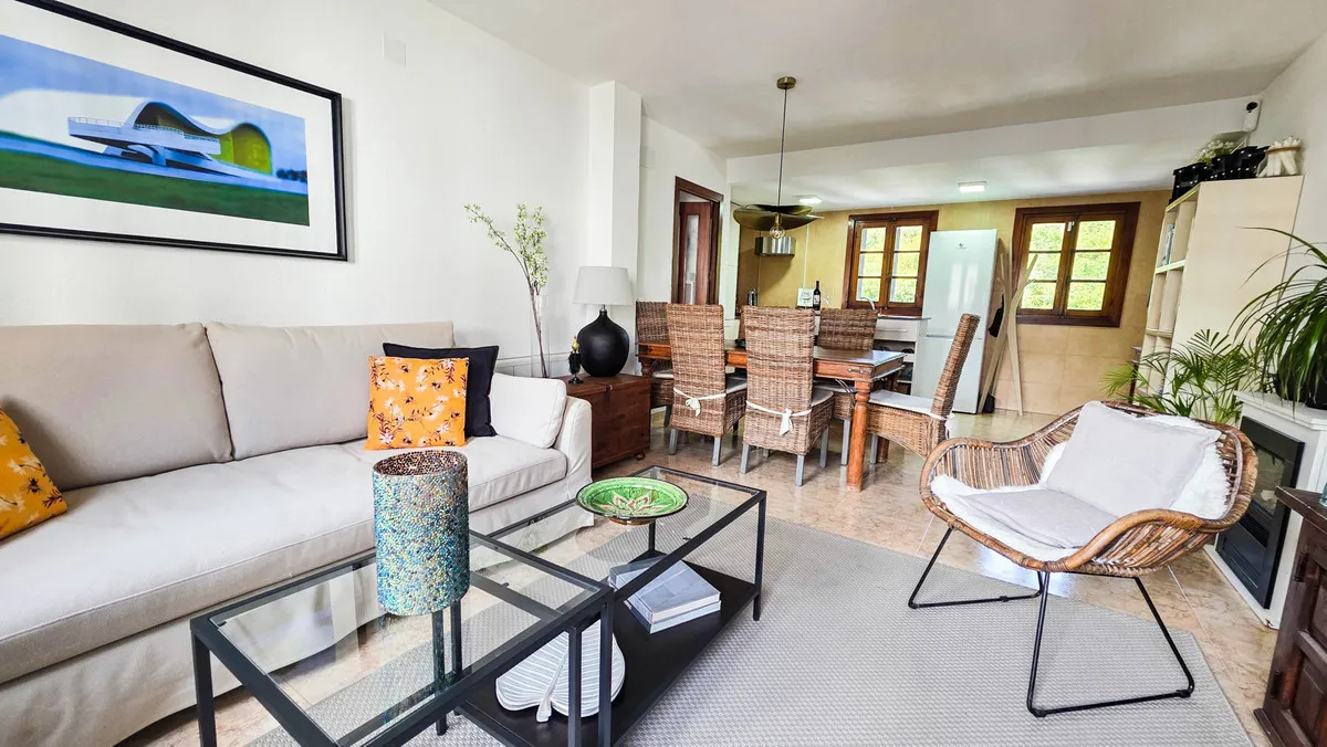 1b8fdb05-4bf6-4844-a349-b8c0bf94aa22