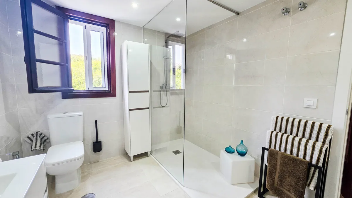 a77a9a4f-c4f6-4342-9ff2-f86227a8ef41