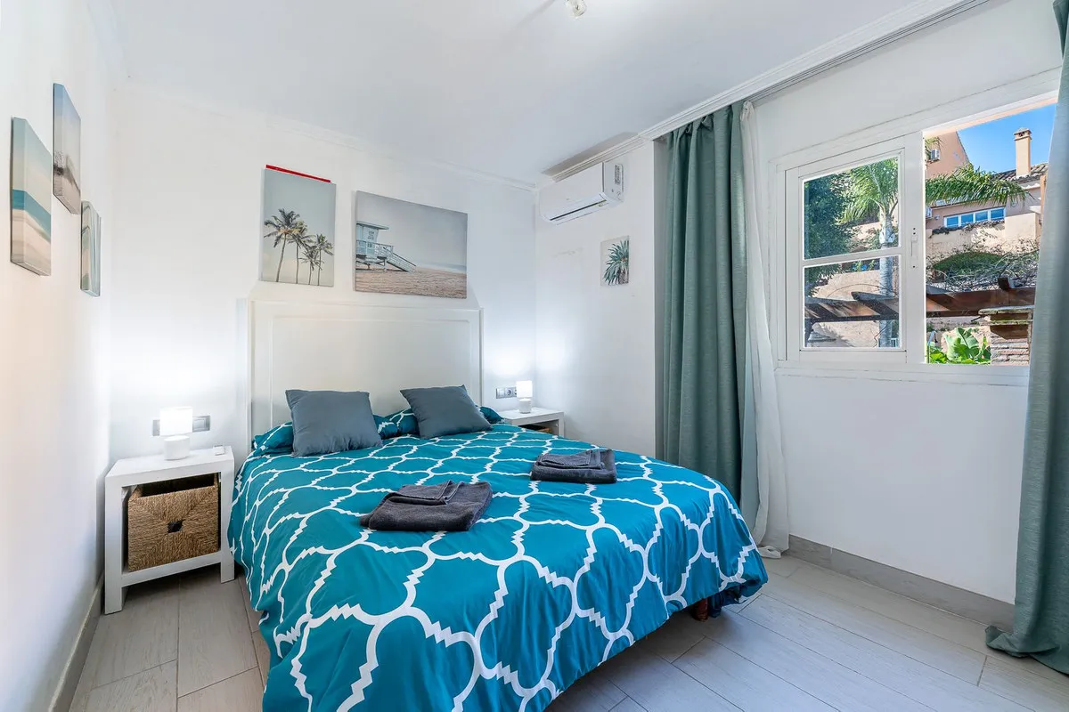 ffb9da4d-3266-44a2-8c8b-774c631360d4