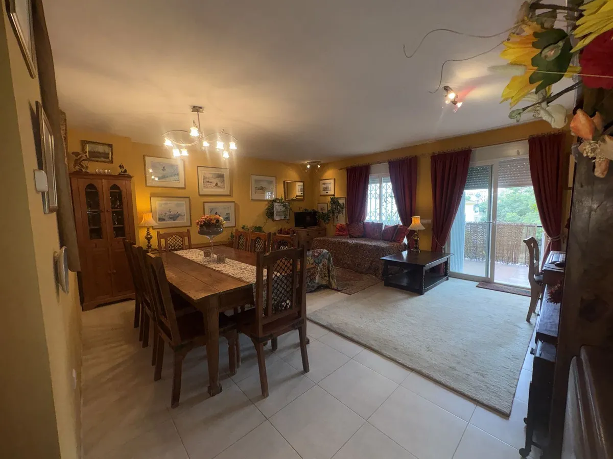 09fafde2-c2ce-49fc-8594-abbc564f7cf9