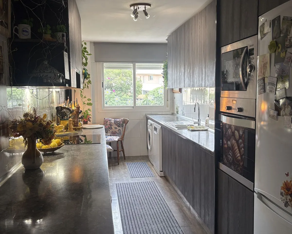 3437a22b-c22f-44b0-95ee-2b7c3d182440