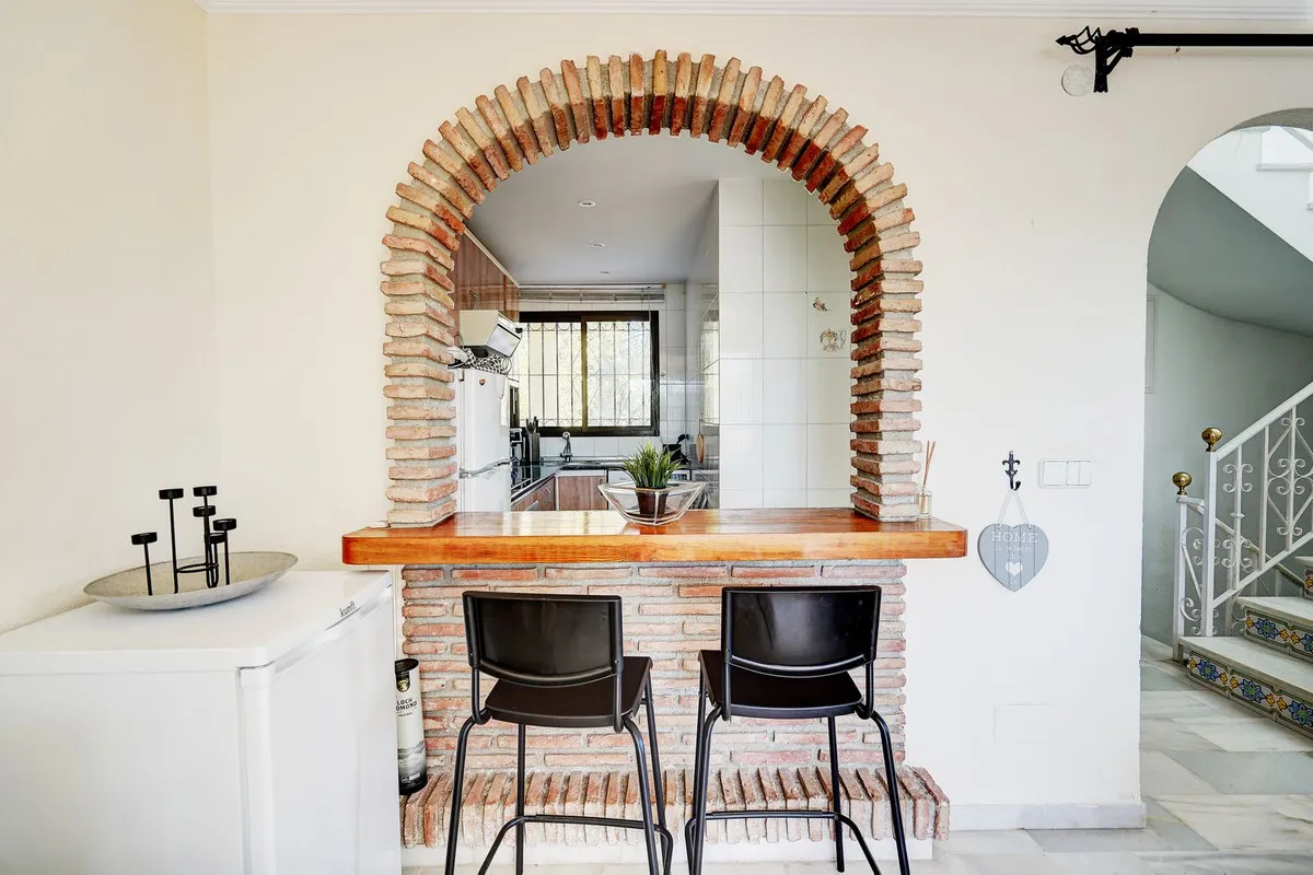 fc0e39bb-59d2-472a-85b9-47994db23a03