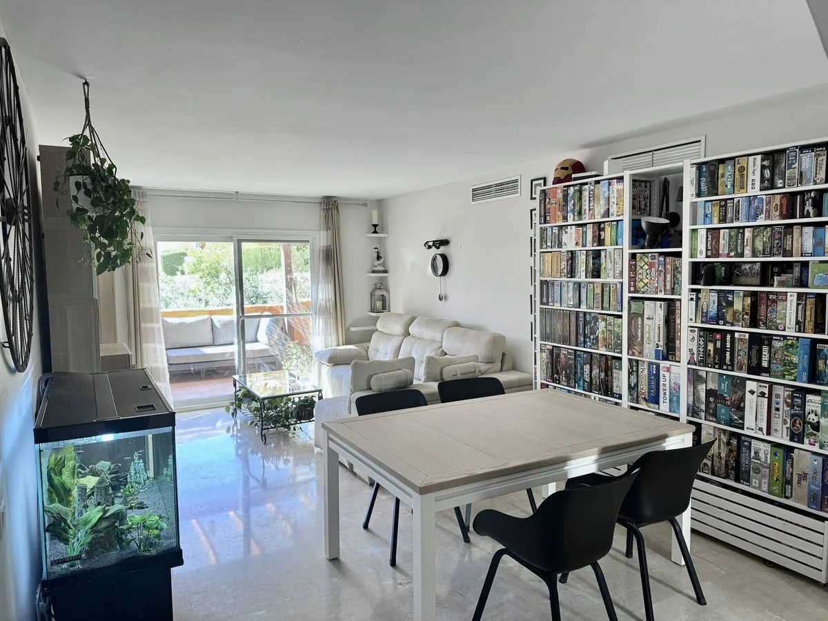 343dd195-c3f3-4b67-bee9-d0daf79e6c73