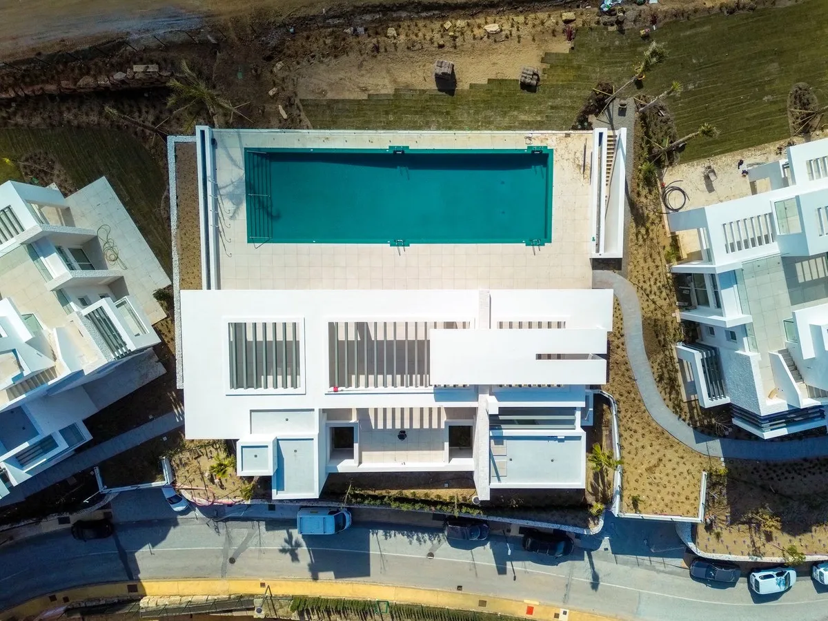 3b9809a5-9aec-431f-b211-ea194b250e15