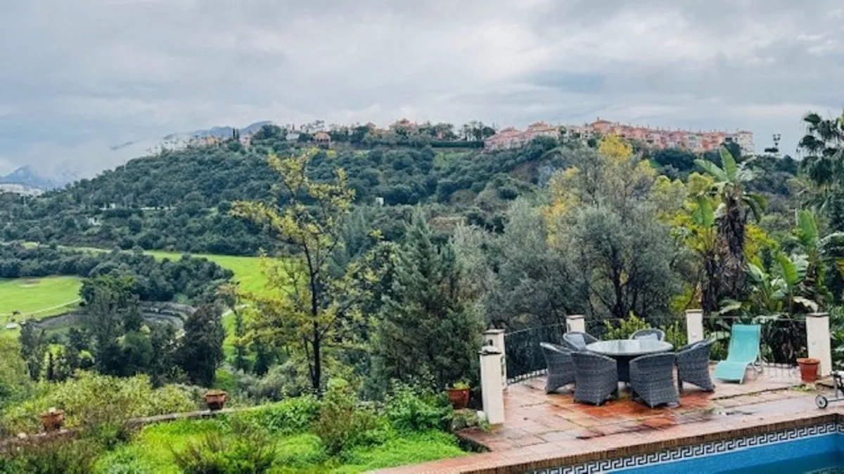 b2ce0244-82fe-4f5c-a0d1-db4c62093de0