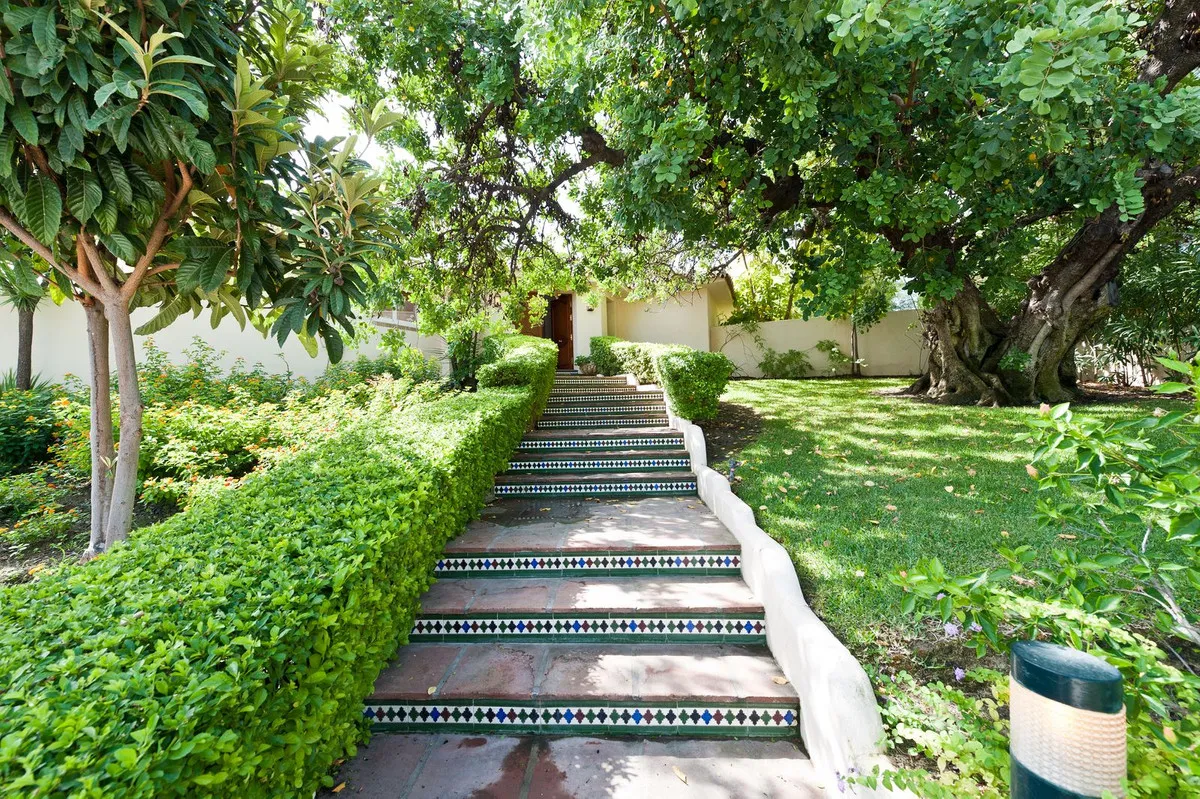 f15c321d-e36d-4620-9b83-835cea30f218