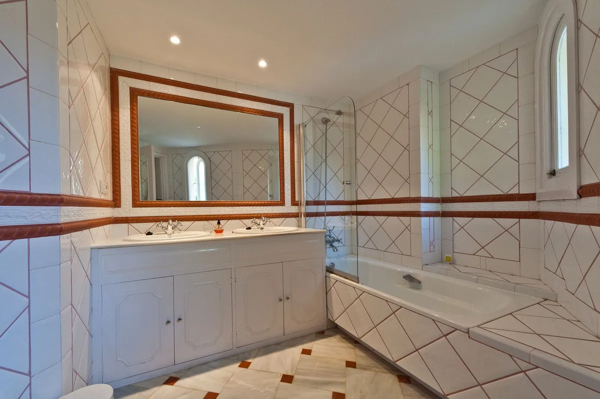 fd5778eb-0b9d-417c-8b2f-c705f0597178