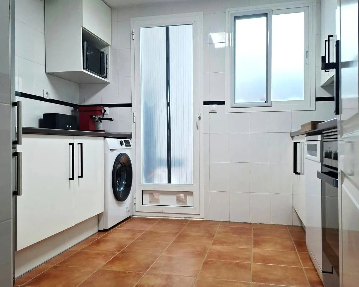 052e7b97-2a12-431f-b25a-6d5973adc9f9