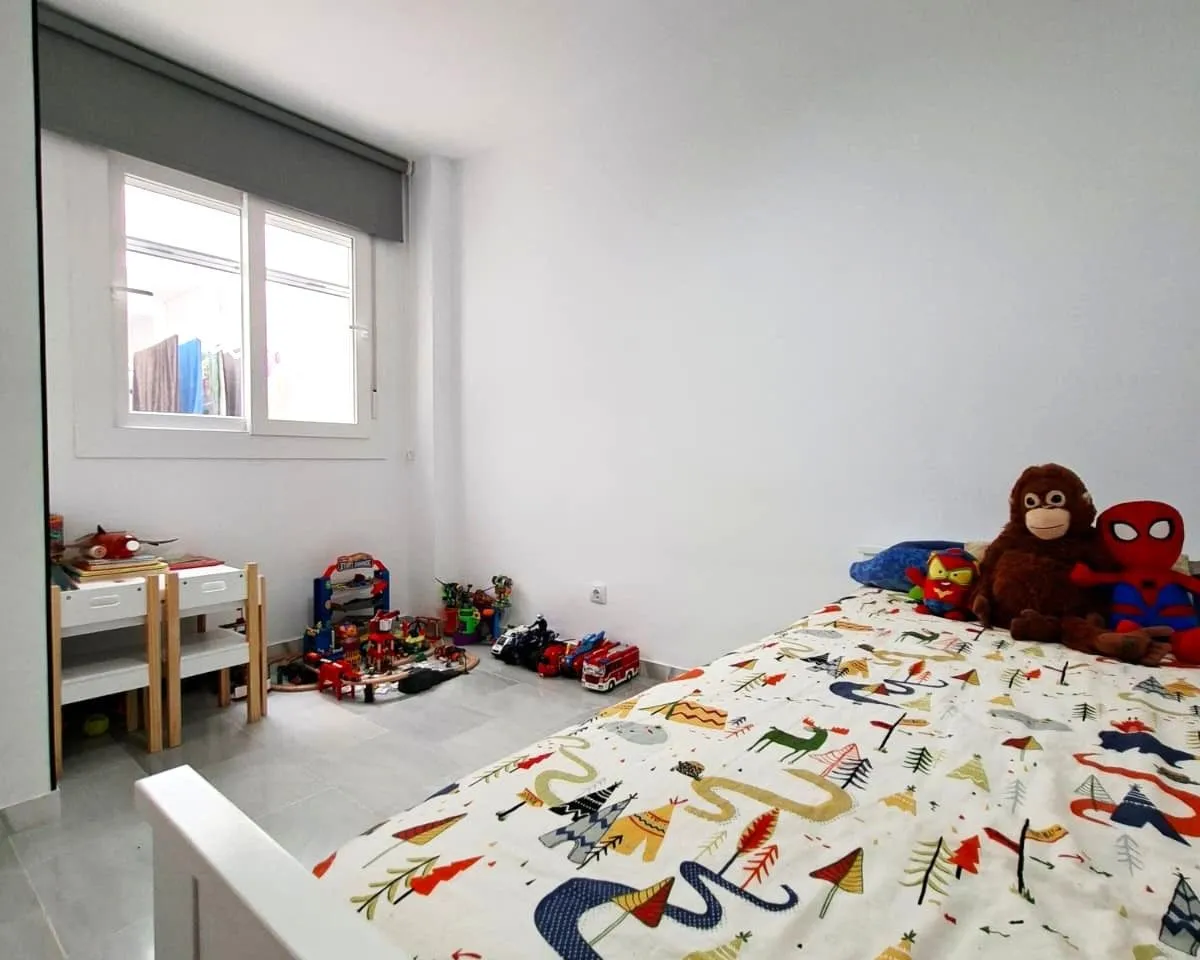 77433842-0edc-495b-9038-cfbc3b08e1b0