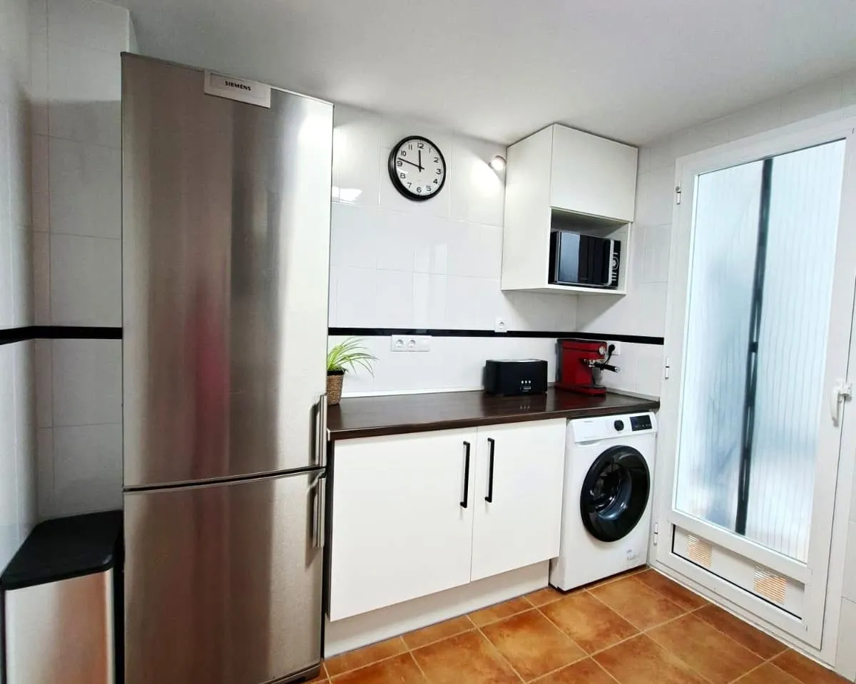 8a18e5f6-70cd-4248-9571-f40458b490ac