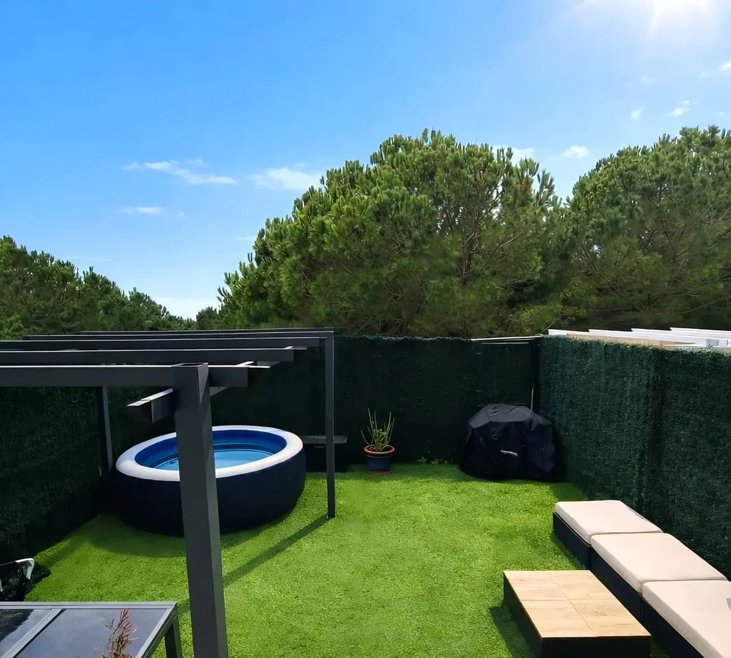 8a8809a2-429c-4f39-86b2-06dfe3320a19