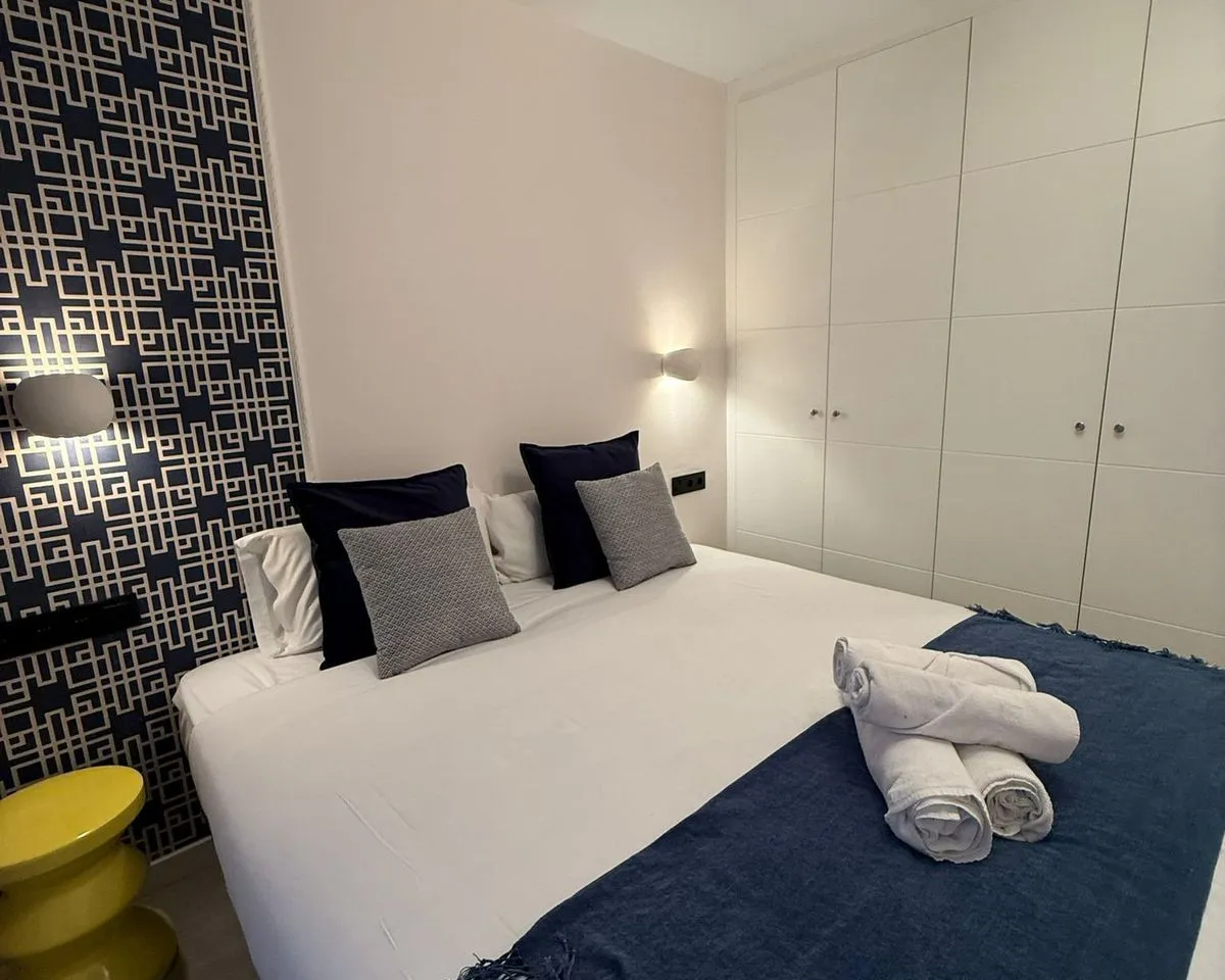 806437d0-63e7-4d5a-9a92-406890b4a52c