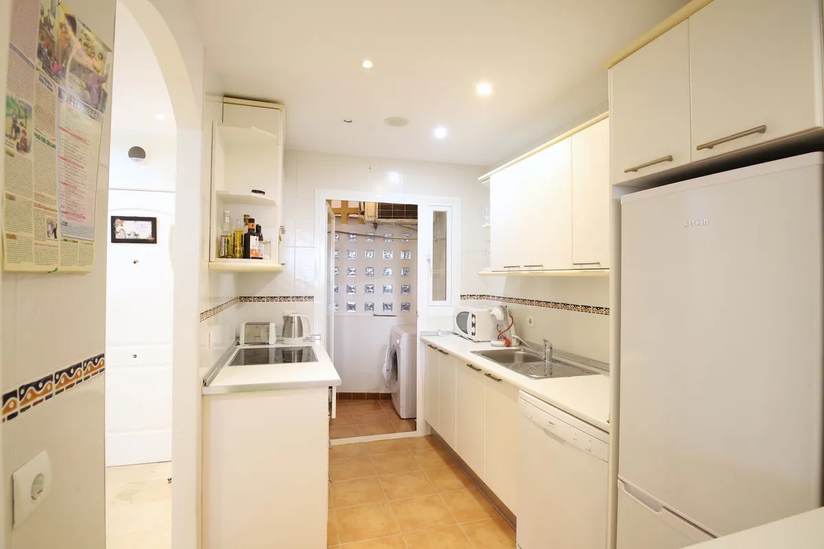 3a08b83e-2817-4cc9-ba75-e1bc484431c3