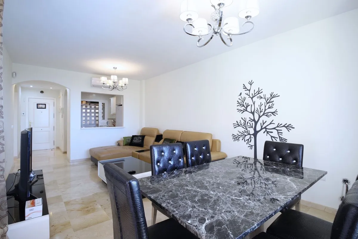 5b741a00-748f-40c9-9b6c-1b74dc61d23e