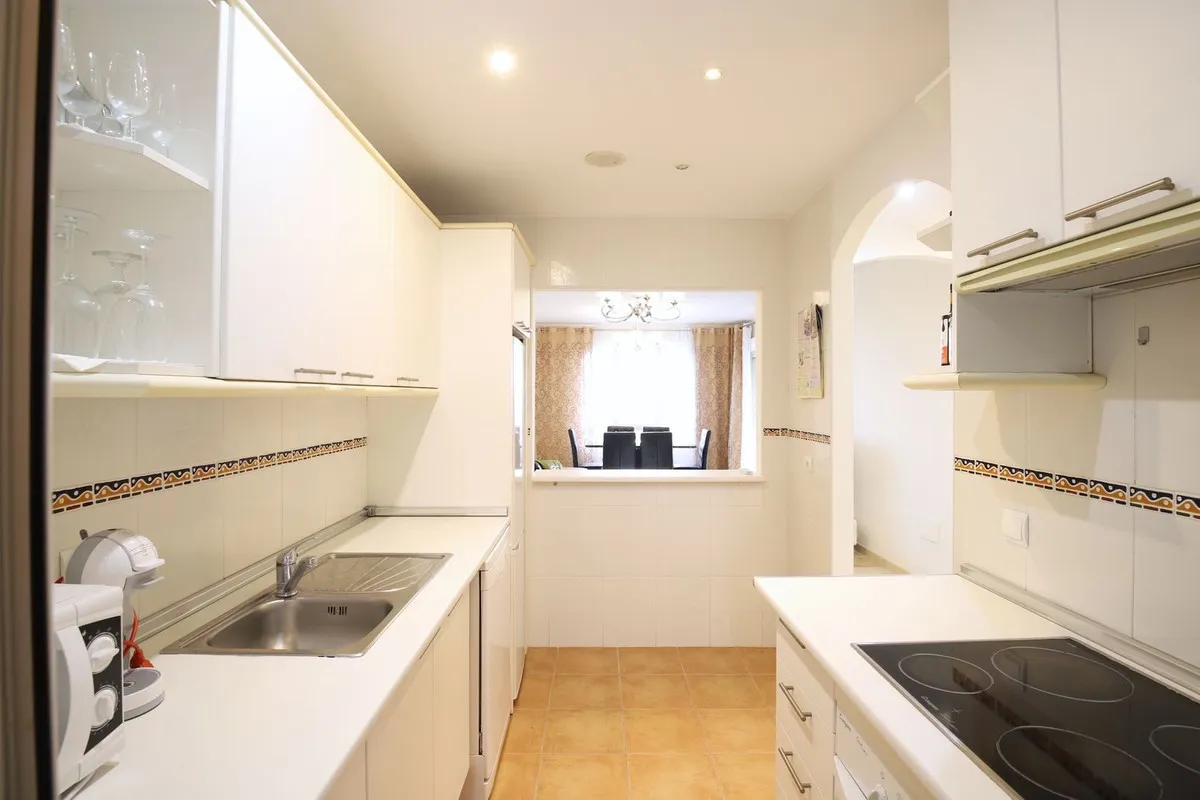 d5f04b25-933d-459e-a200-7f54113c836a