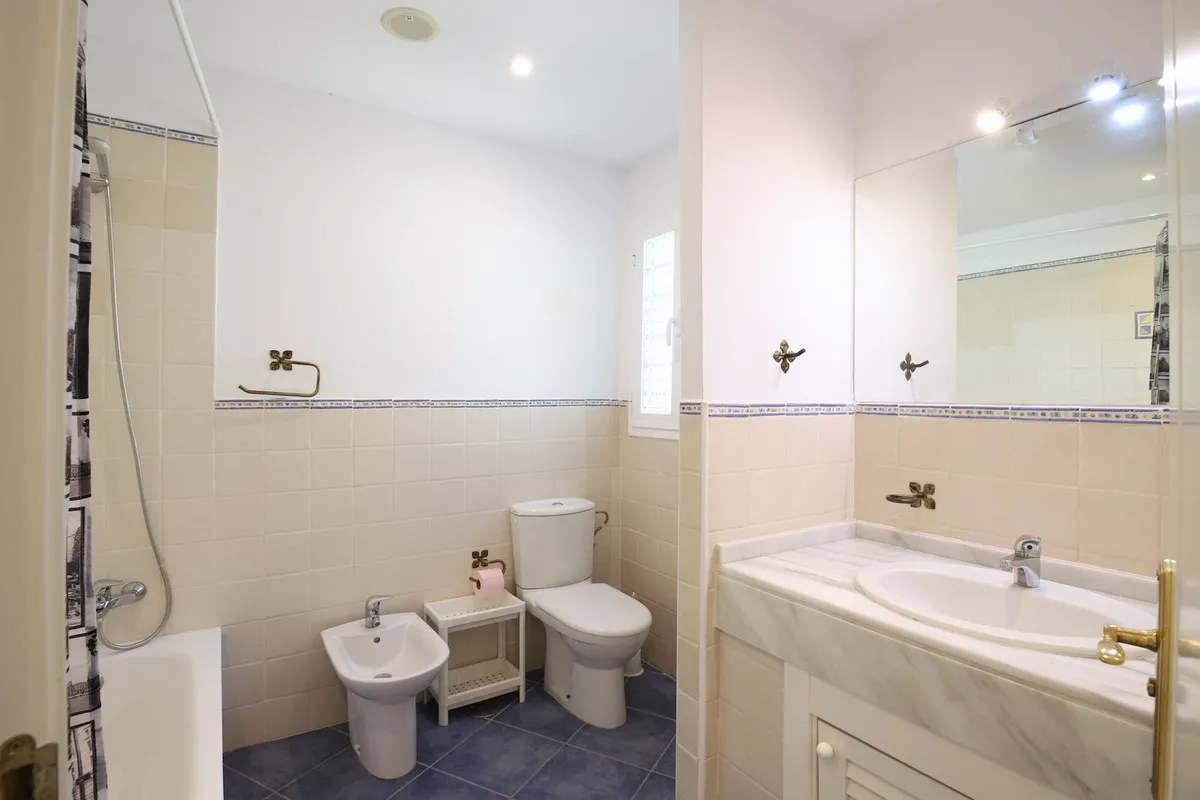 debdeb25-233a-4295-9a22-10a3fa4043d3