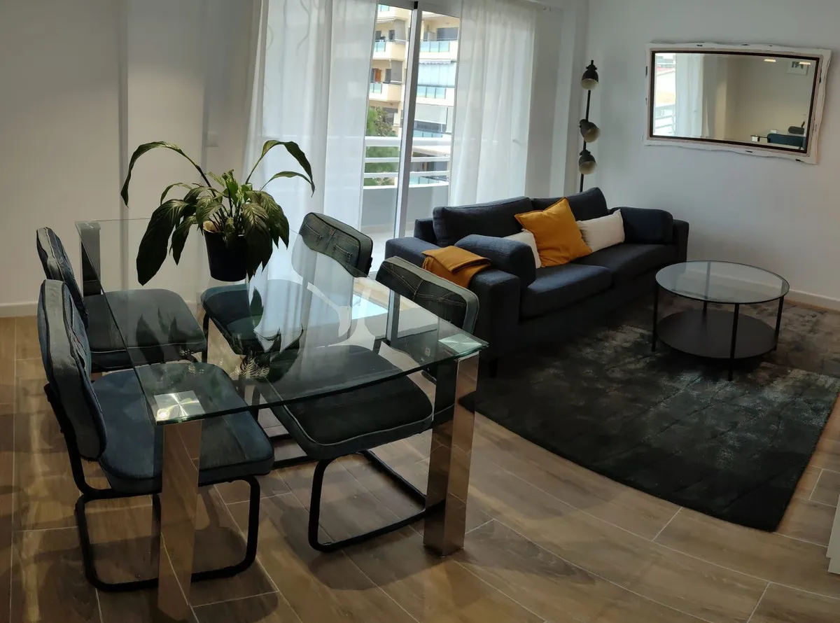 d17ba7db-c893-461a-8aaf-bfd8c2326973