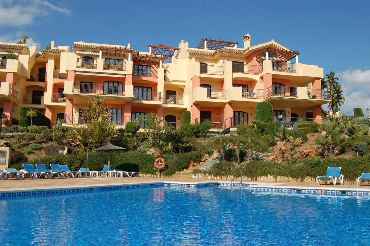 211e5dc4-81b3-4dfb-b4e5-c28c2e8449ff