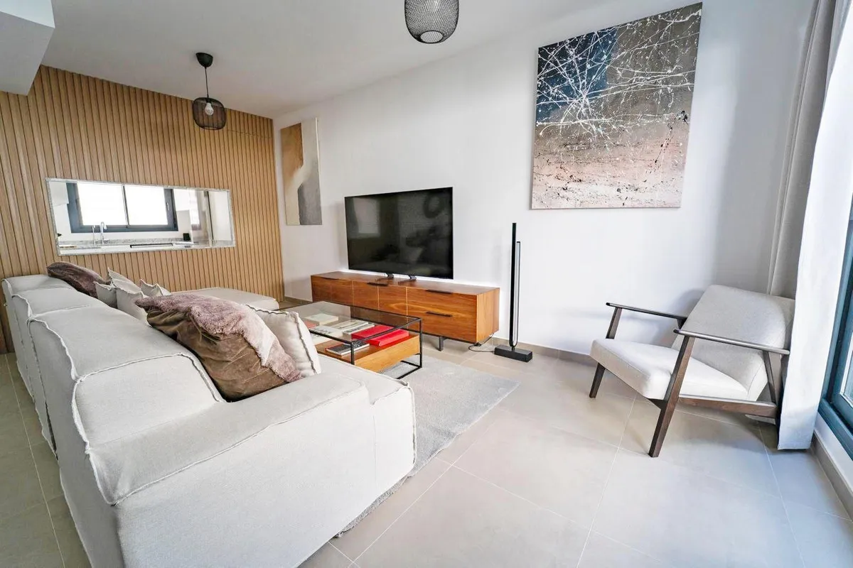 0e6e95a2-593b-42a3-a79b-028a900c8466