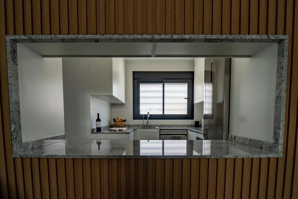 2e03a489-a09d-4c0f-8516-2862e41b90fd