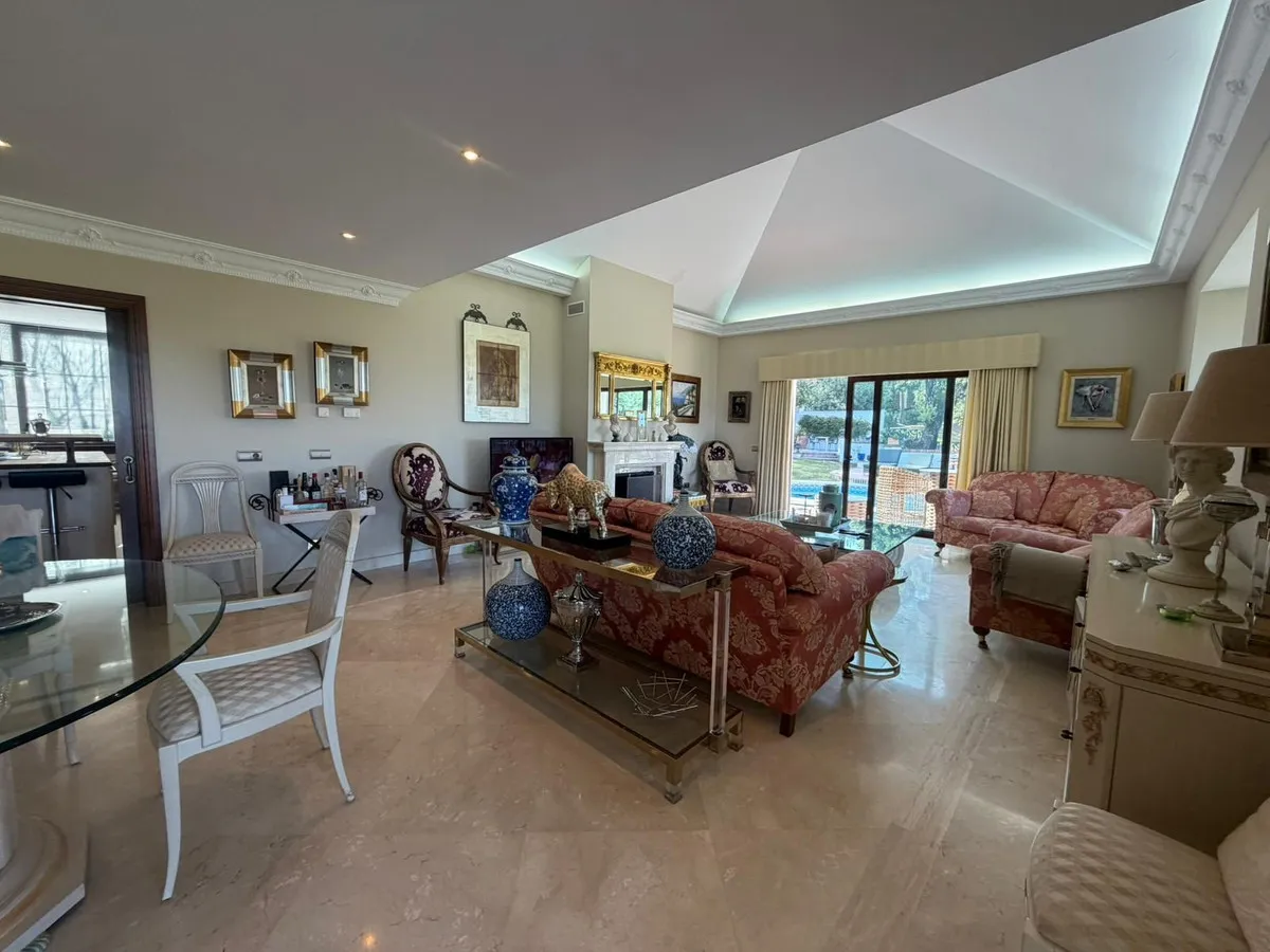 1c208a5e-4077-4624-a634-fd0db85835af