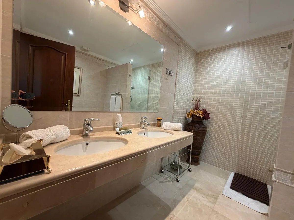 21318549-0a09-4c2f-82c2-05eb5afbffc5