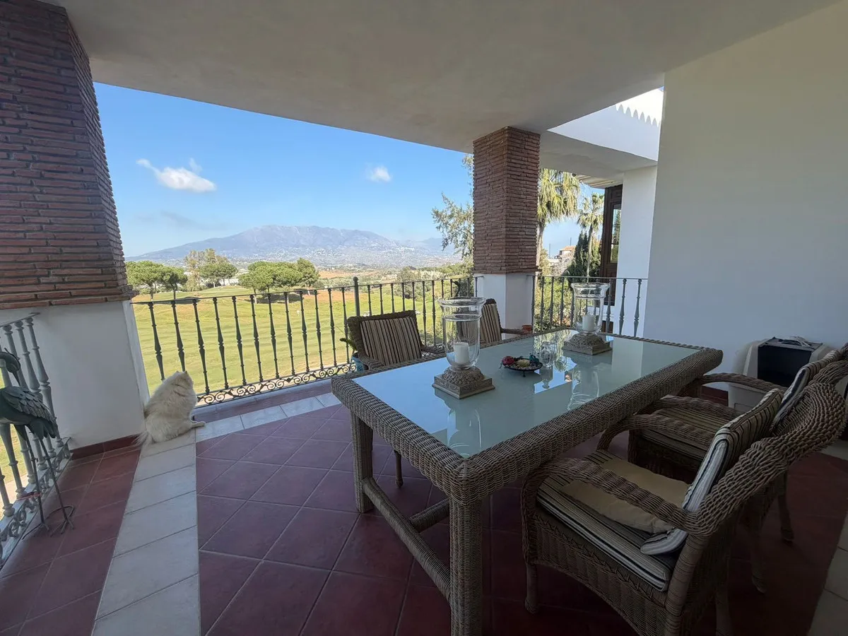 395096e8-b5a3-422a-8dab-4cadec6299df