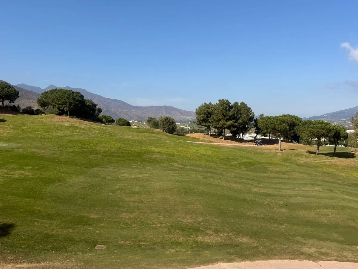 a895675e-d4ce-4442-9bbb-a9c6f9ff8fd5