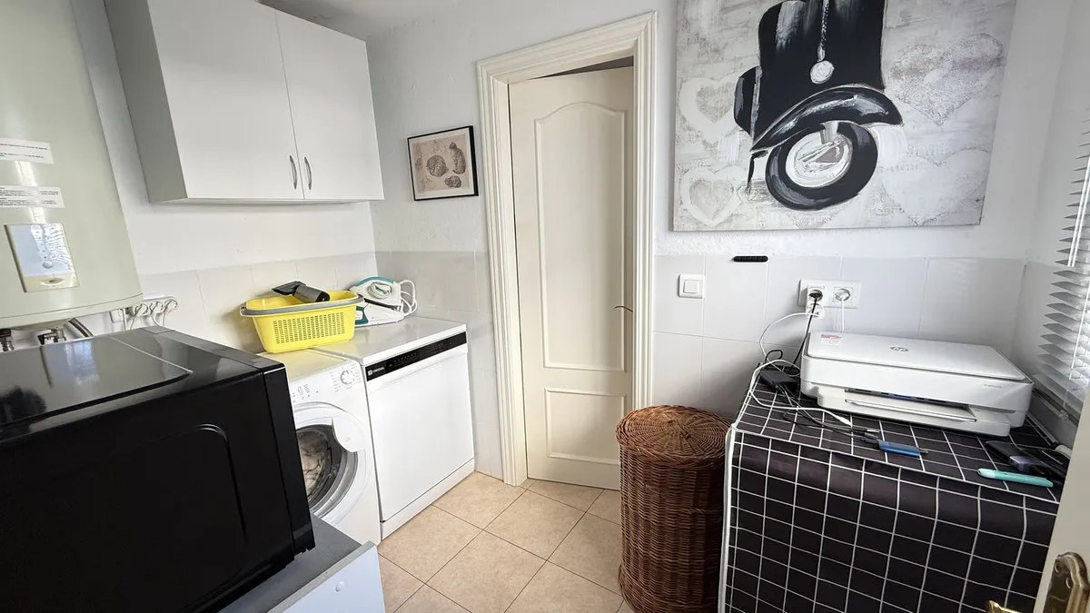 69a1d81e-e4d3-448f-944c-19cf71e9198e