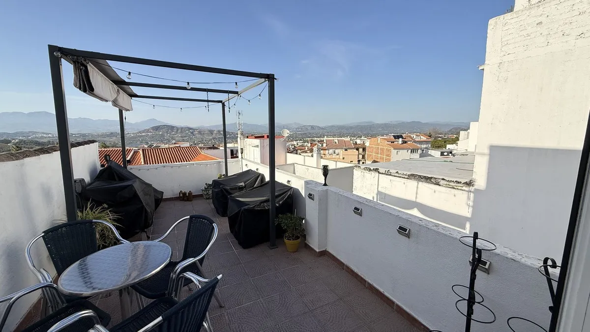 d697bce7-f983-4db0-9975-d74a4fbb1609