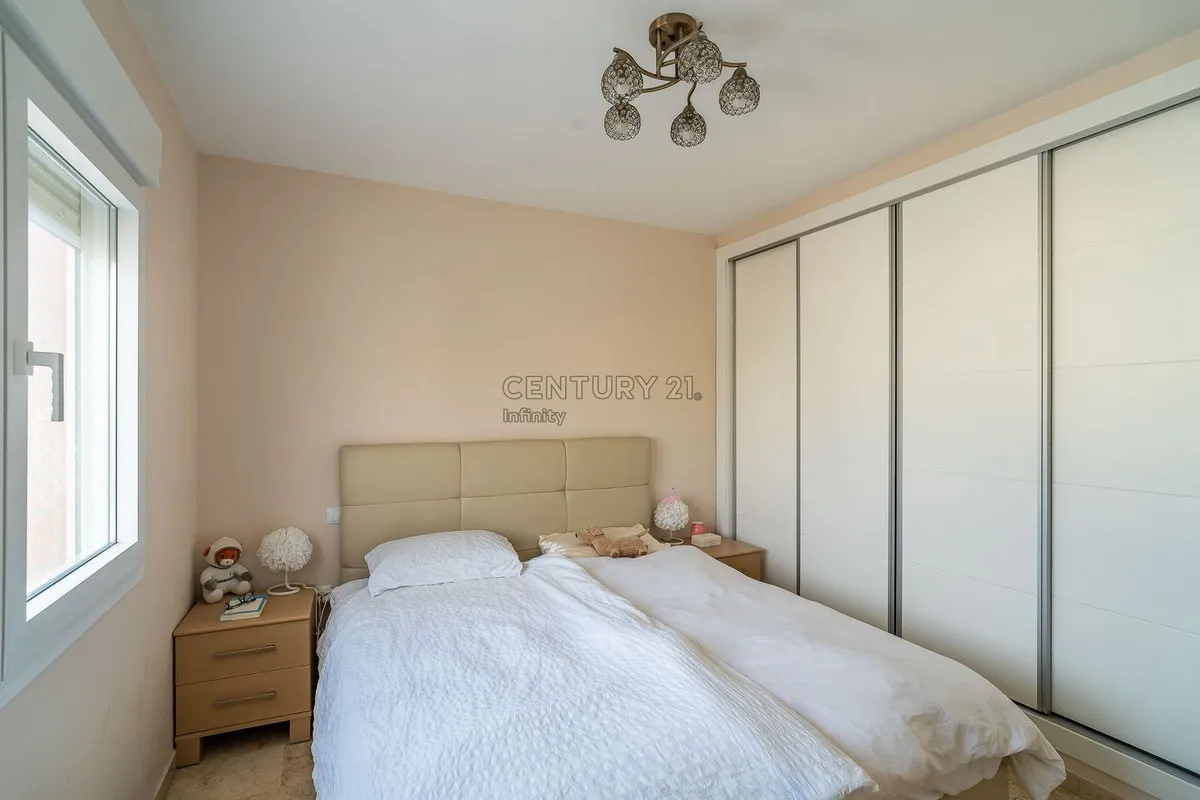 0e557727-f45e-4272-b357-d541a3dc72ef