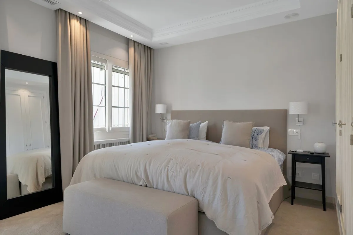 2f1a284b-865e-4dfa-9359-f717e3dd7c63