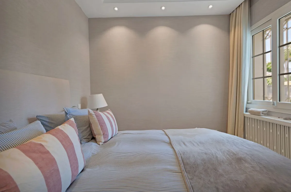 37a95e59-ea16-449d-b9d7-08d461c9f7a0