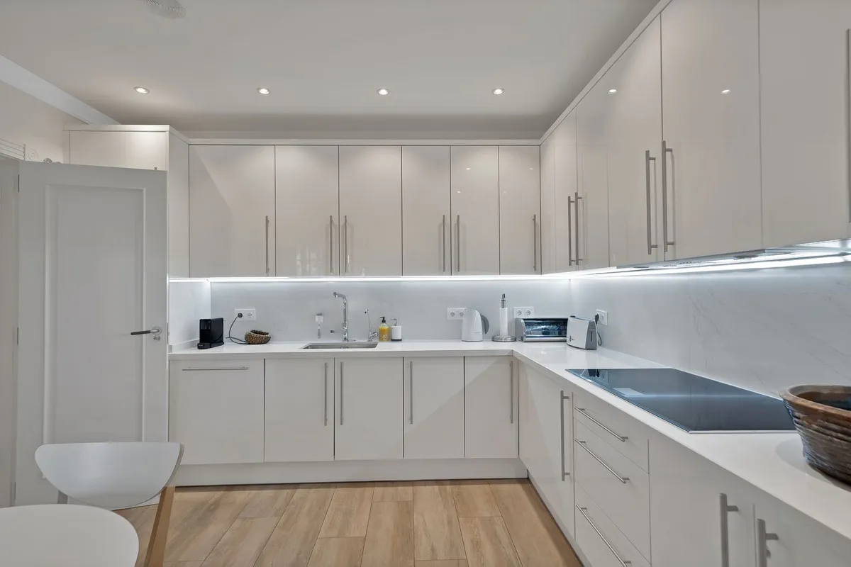 807ee795-903a-44dc-9aae-4225407d20f5