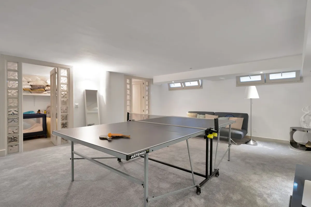 df193b7e-02dc-4257-bd17-8e63c89c4802