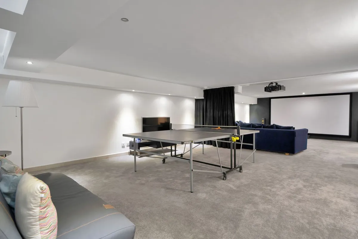 e2d7fc5e-96c3-48bc-8a00-b0f655d38a0b