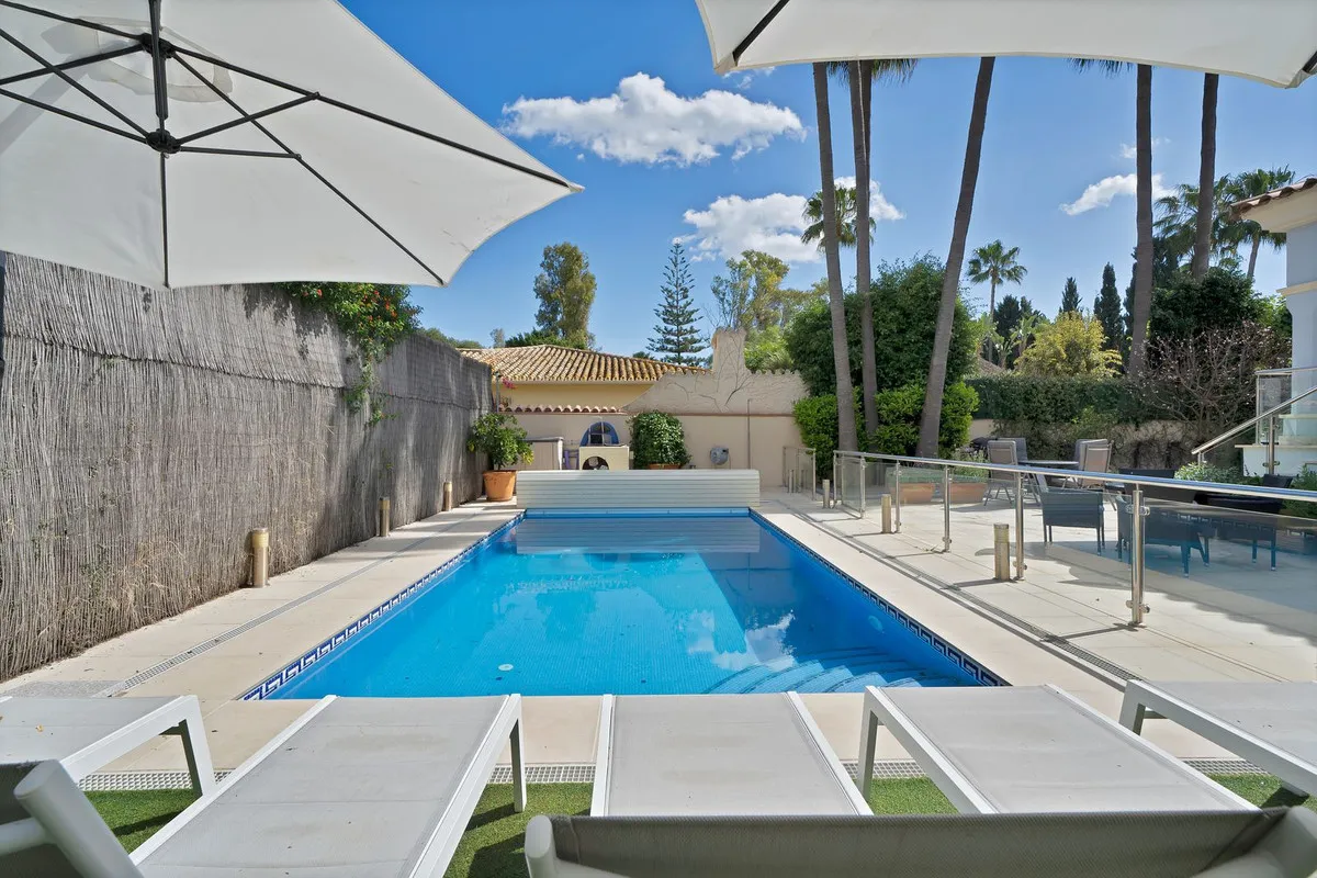 e86c0e28-3afa-4623-833e-2312453f1eaa