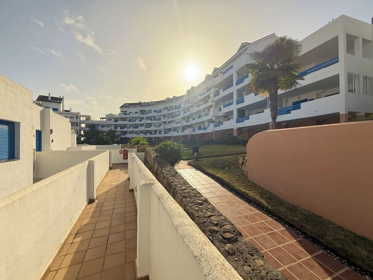 091c05b0-f20b-449b-86f8-5dc65fb9a70a